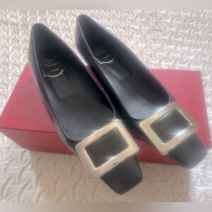 Roger Viver black flat with silver buckle